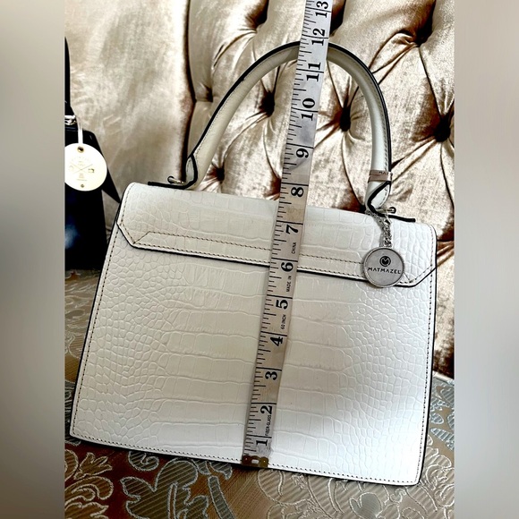 NWT Authentic Matmazel Designed white leather hand bag . - Picture 3 of 10